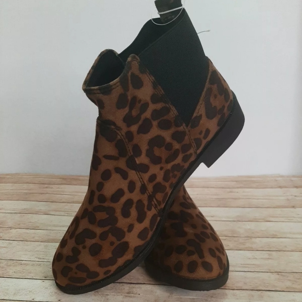 Bobbie Brooks Woman's Casual Slip-On Boots - Brown